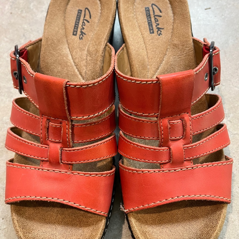 Clarks Hayla Cavern Coral Sandals